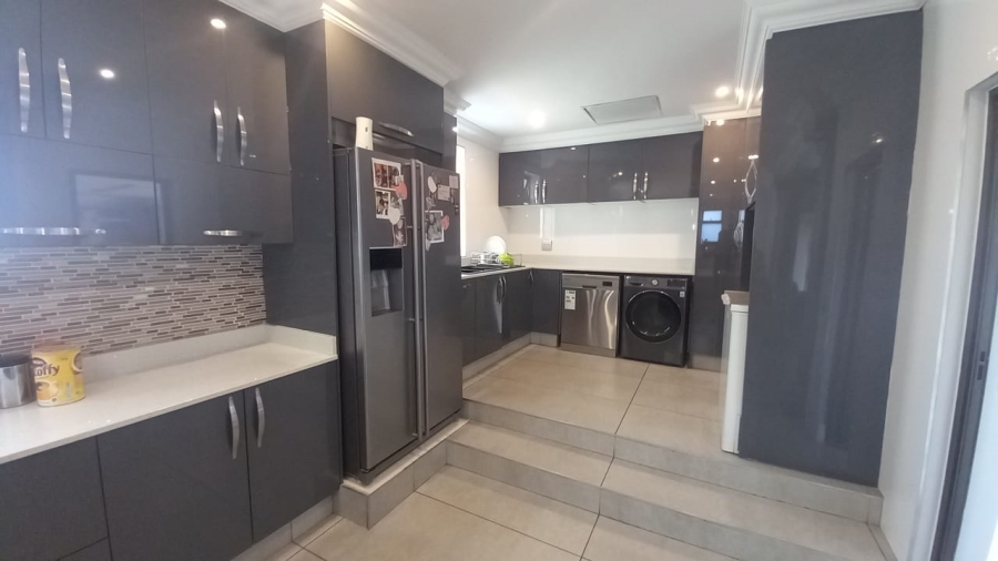 4 Bedroom Property for Sale in Kenmare Gauteng