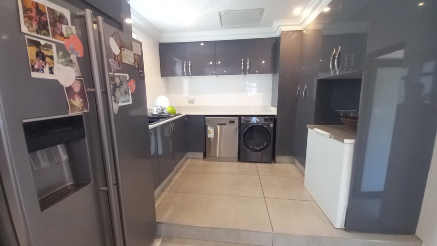 4 Bedroom Property for Sale in Kenmare Gauteng