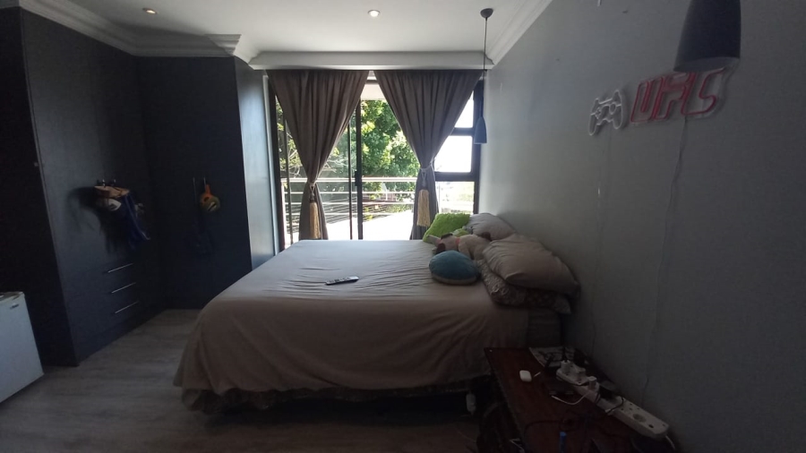 4 Bedroom Property for Sale in Kenmare Gauteng