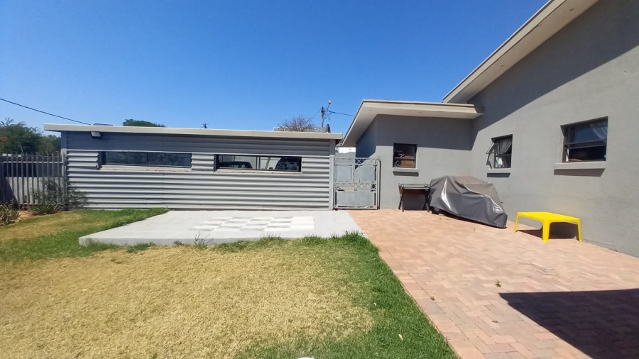 4 Bedroom Property for Sale in Kenmare Gauteng