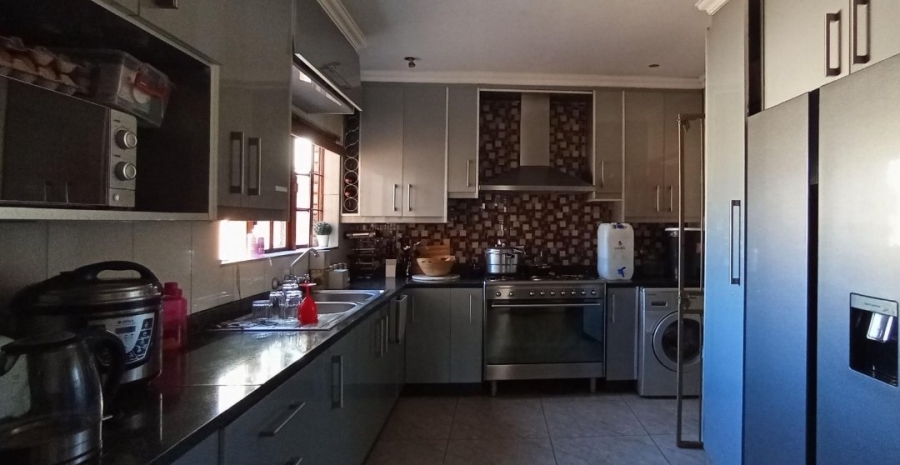 3 Bedroom Property for Sale in The Reeds Ext 10 Gauteng