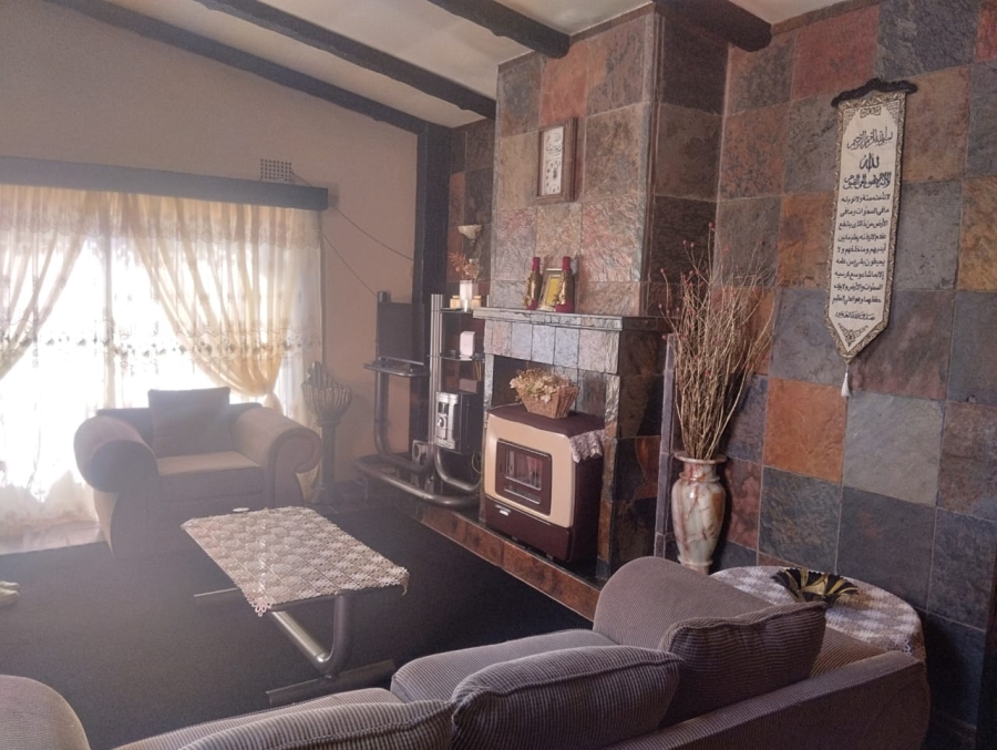 4 Bedroom Property for Sale in Ormonde Gauteng