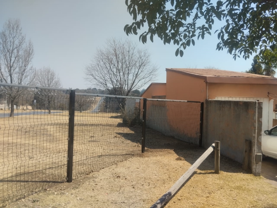 4 Bedroom Property for Sale in Ormonde Gauteng