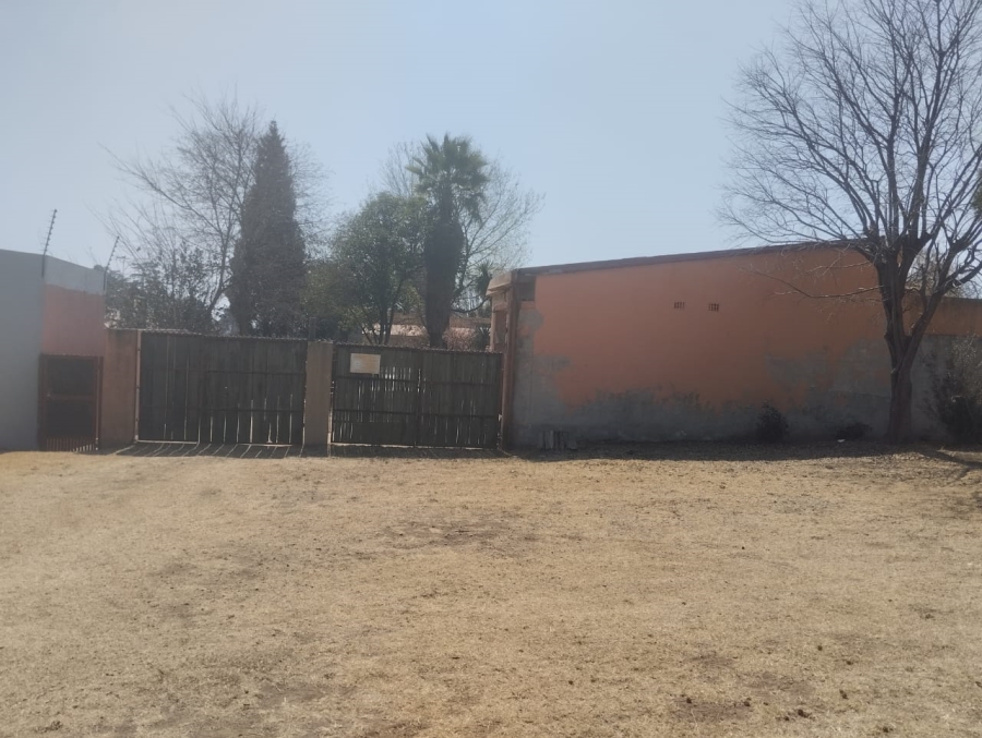 4 Bedroom Property for Sale in Ormonde Gauteng