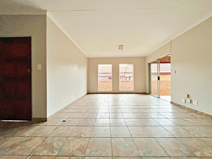 3 Bedroom Property for Sale in Amberfield Gauteng