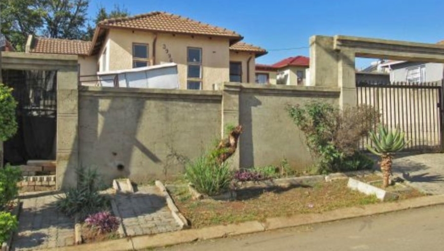 3 Bedroom Property for Sale in Clayville Gauteng