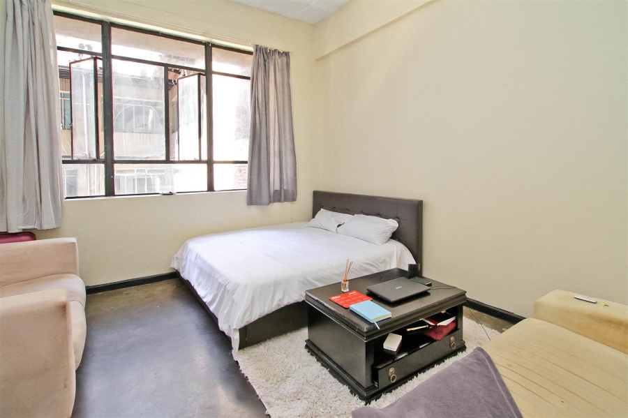 1 Bedroom Property for Sale in Maboneng Gauteng