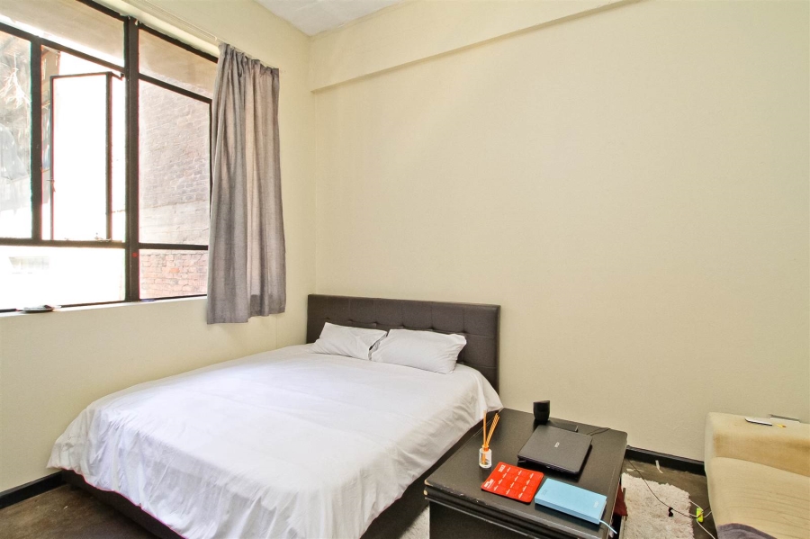 1 Bedroom Property for Sale in Maboneng Gauteng