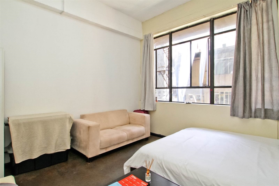 1 Bedroom Property for Sale in Maboneng Gauteng