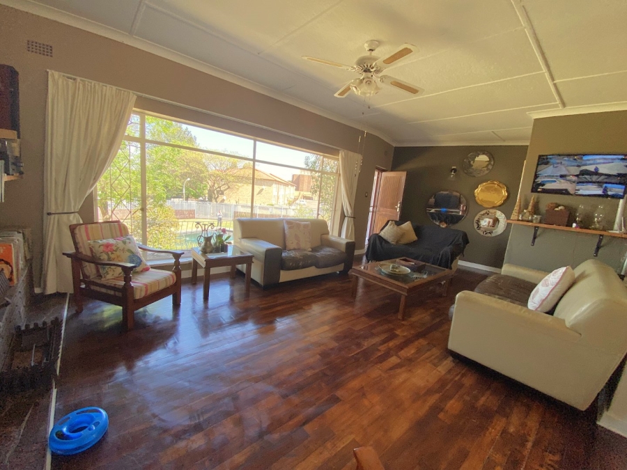 3 Bedroom Property for Sale in Monument Gauteng