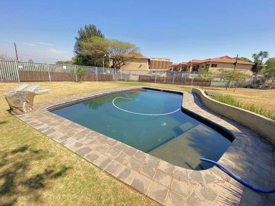 3 Bedroom Property for Sale in Monument Gauteng