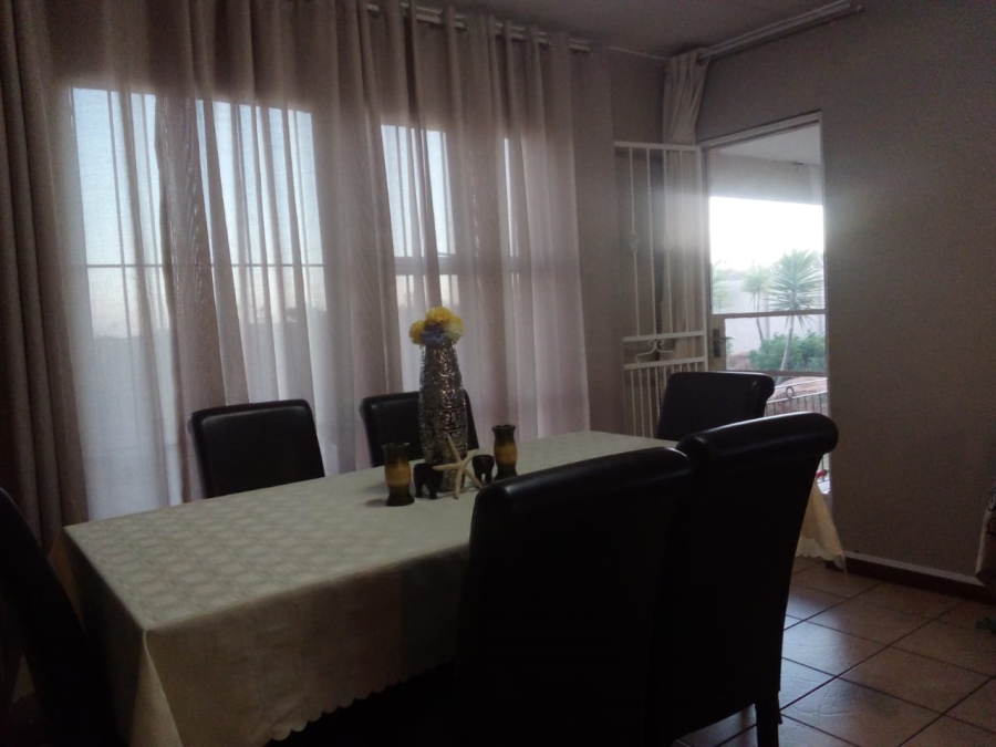 2 Bedroom Property for Sale in Risana Gauteng