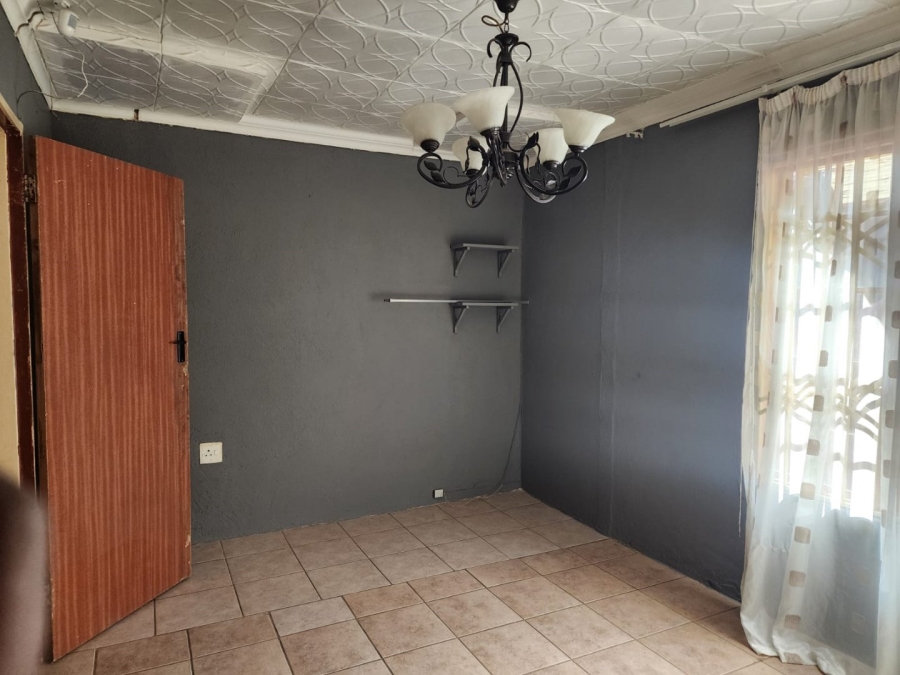 To Let 2 Bedroom Property for Rent in Soshanguve East Gauteng