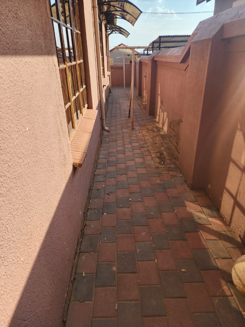 To Let 2 Bedroom Property for Rent in Soshanguve East Gauteng