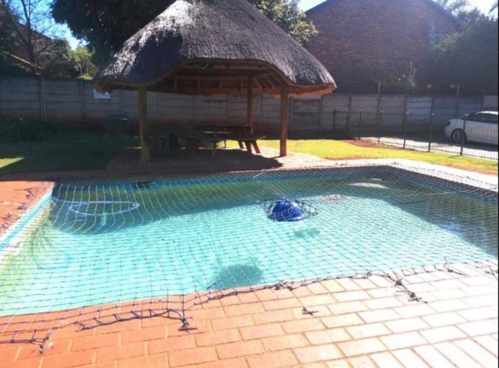 To Let 2 Bedroom Property for Rent in Weltevreden Park Gauteng