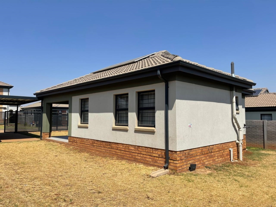 3 Bedroom Property for Sale in Lotus Gardens Gauteng