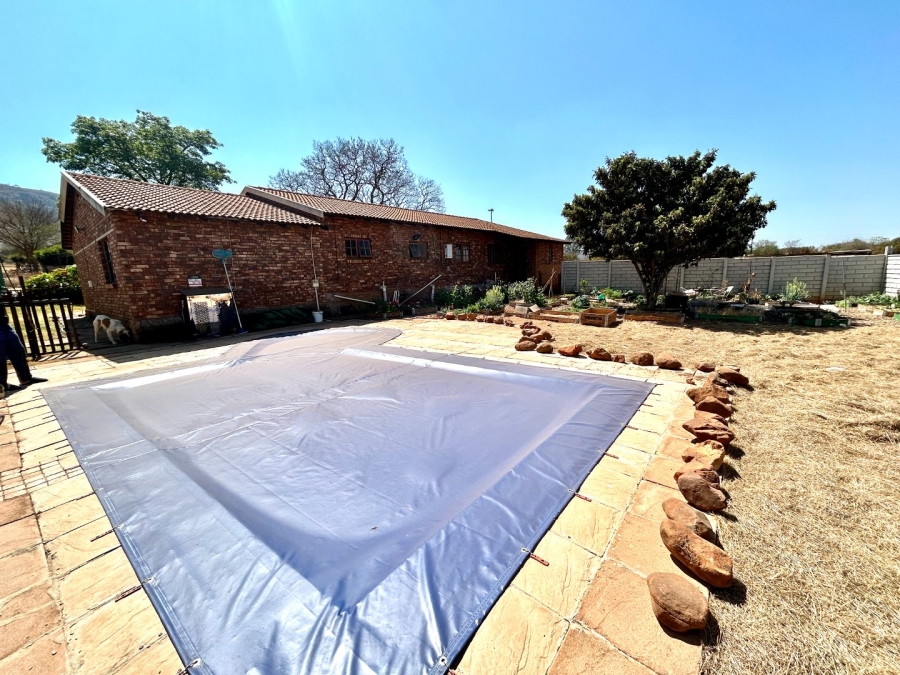 4 Bedroom Property for Sale in Kameeldrift West Gauteng