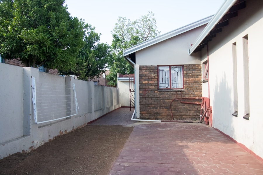 3 Bedroom Property for Sale in Soshanguve G Gauteng