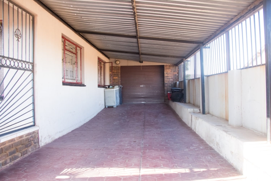 3 Bedroom Property for Sale in Soshanguve G Gauteng