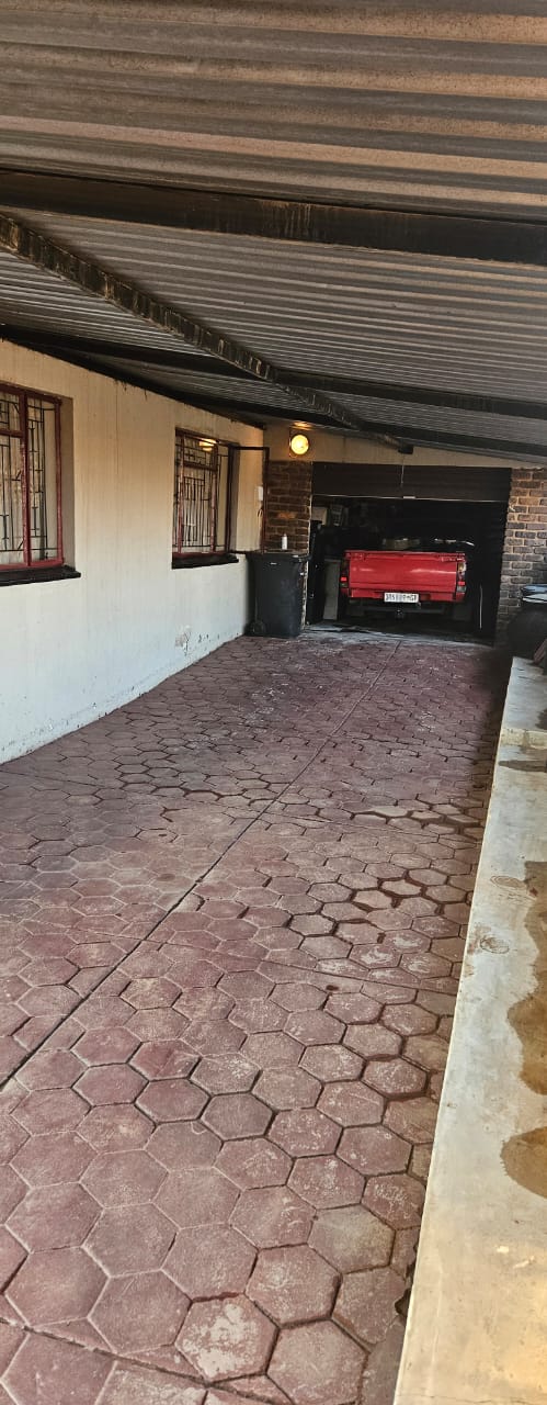 3 Bedroom Property for Sale in Soshanguve G Gauteng