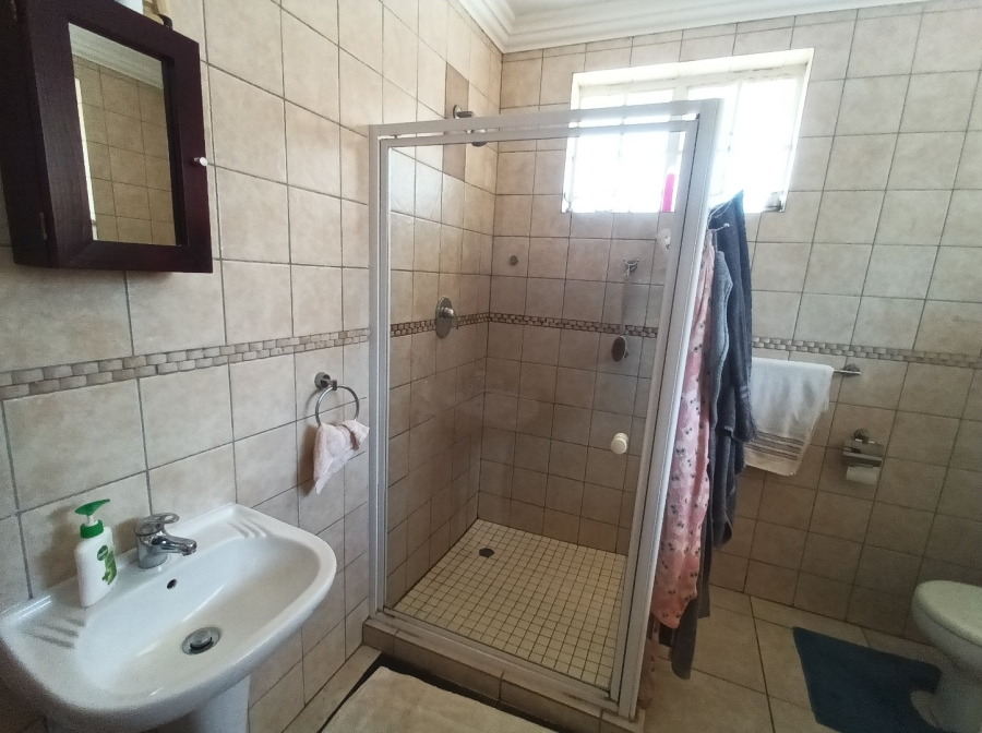 To Let 2 Bedroom Property for Rent in Highlands North Gauteng