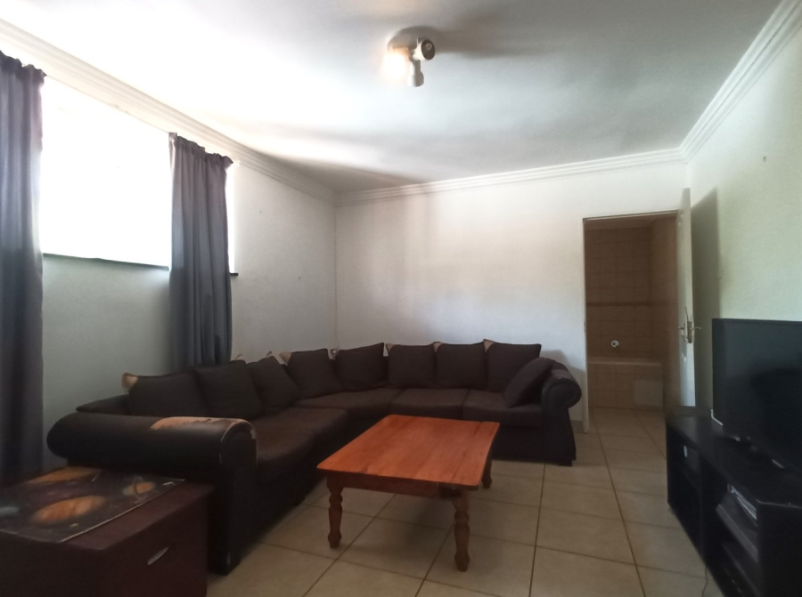 To Let 2 Bedroom Property for Rent in Highlands North Gauteng