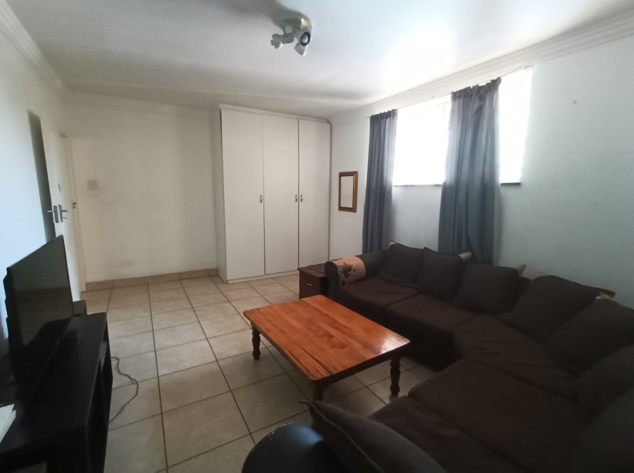 To Let 2 Bedroom Property for Rent in Highlands North Gauteng