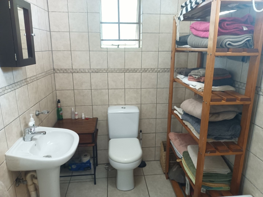 To Let 2 Bedroom Property for Rent in Highlands North Gauteng