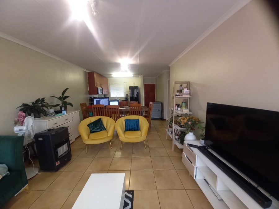 To Let 2 Bedroom Property for Rent in The Reeds Gauteng