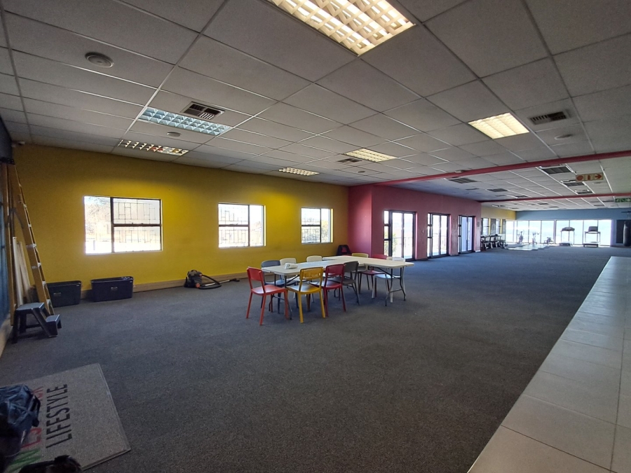 To Let commercial Property for Rent in Mostyn Park Gauteng