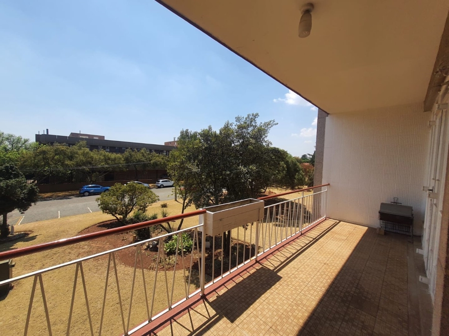 2 Bedroom Property for Sale in Florida Park Gauteng