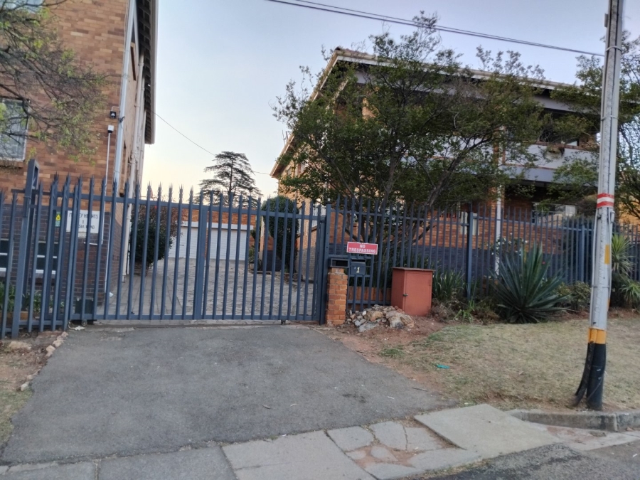 2 Bedroom Property for Sale in Primrose Hill Gauteng