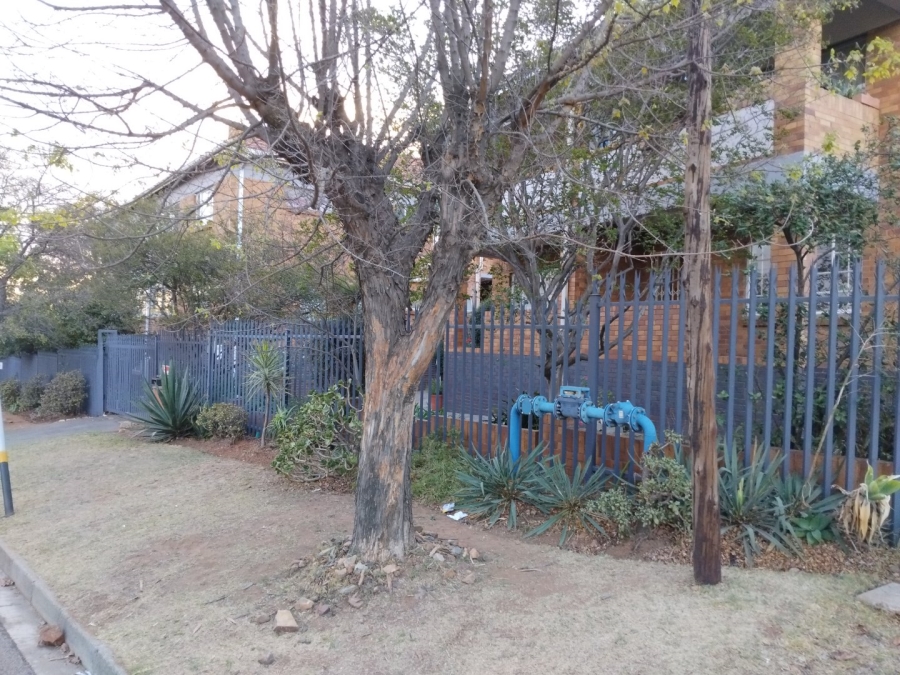 2 Bedroom Property for Sale in Primrose Hill Gauteng