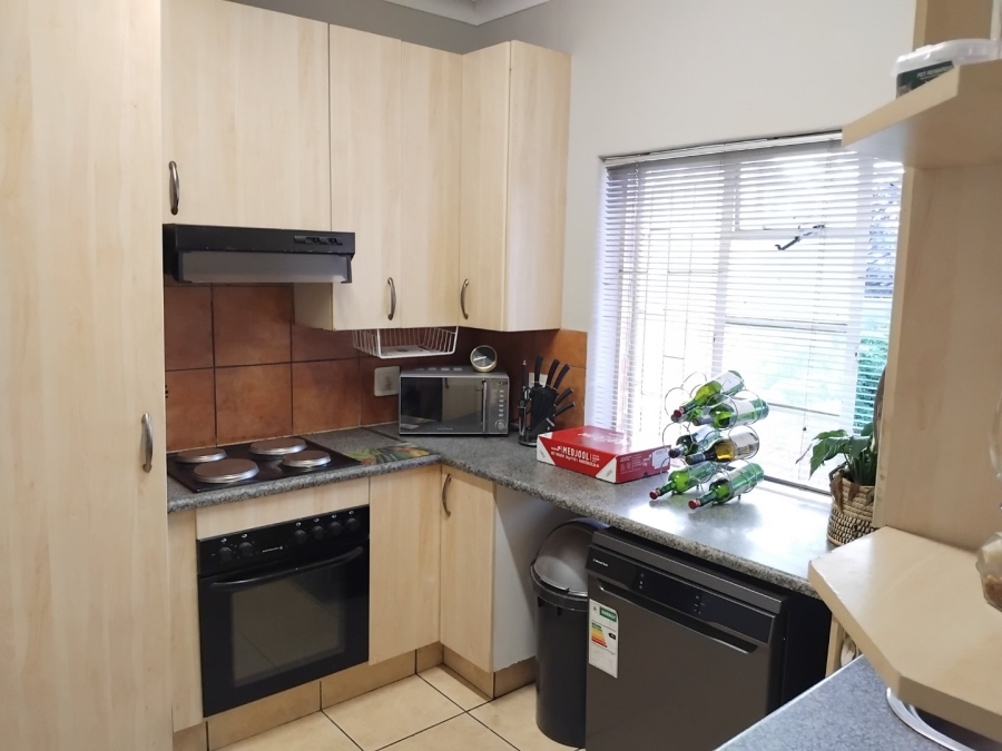 2 Bedroom Property for Sale in Primrose Hill Gauteng