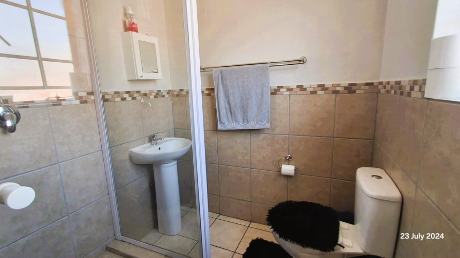 3 Bedroom Property for Sale in Raslouw Gauteng