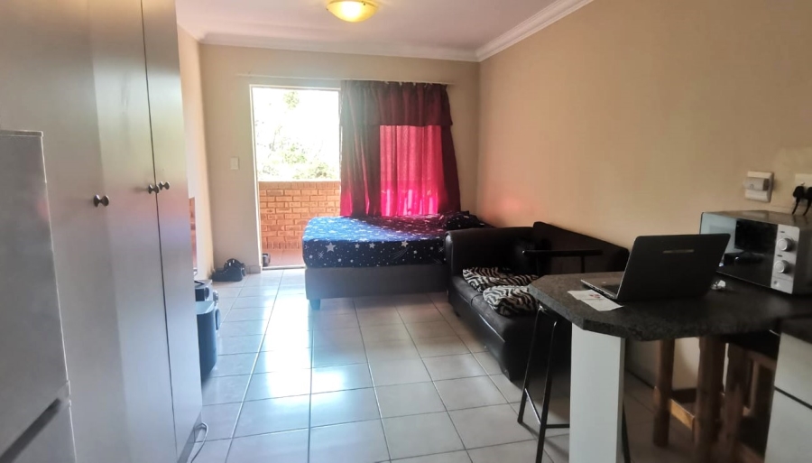 1 Bedroom Property for Sale in Zwartkop Gauteng