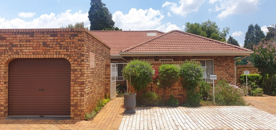 3 Bedroom Property for Sale in Wierda Park Gauteng