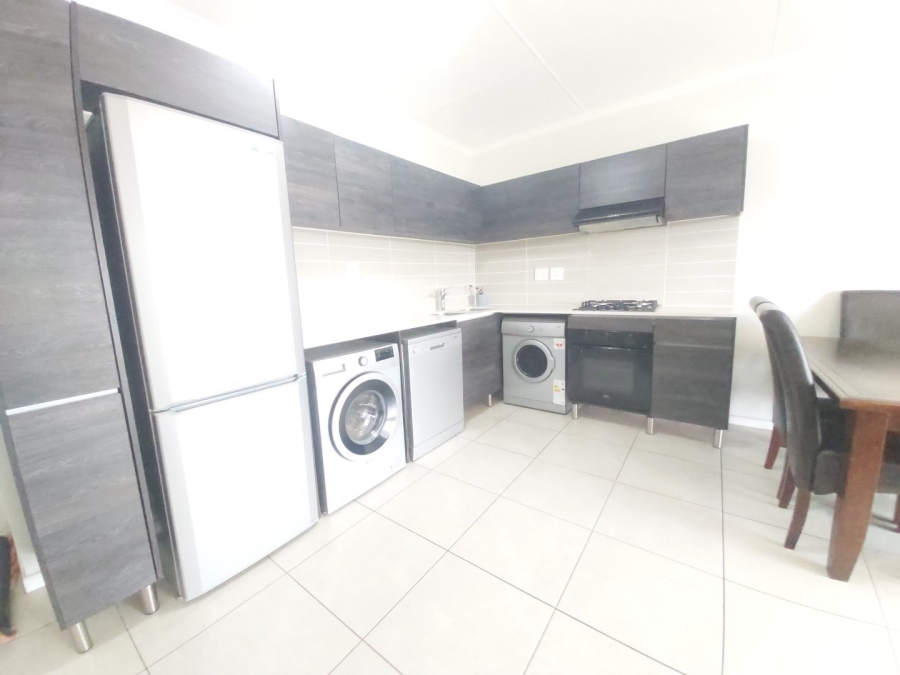 To Let 1 Bedroom Property for Rent in Petervale Gauteng