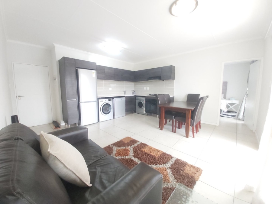 To Let 1 Bedroom Property for Rent in Petervale Gauteng