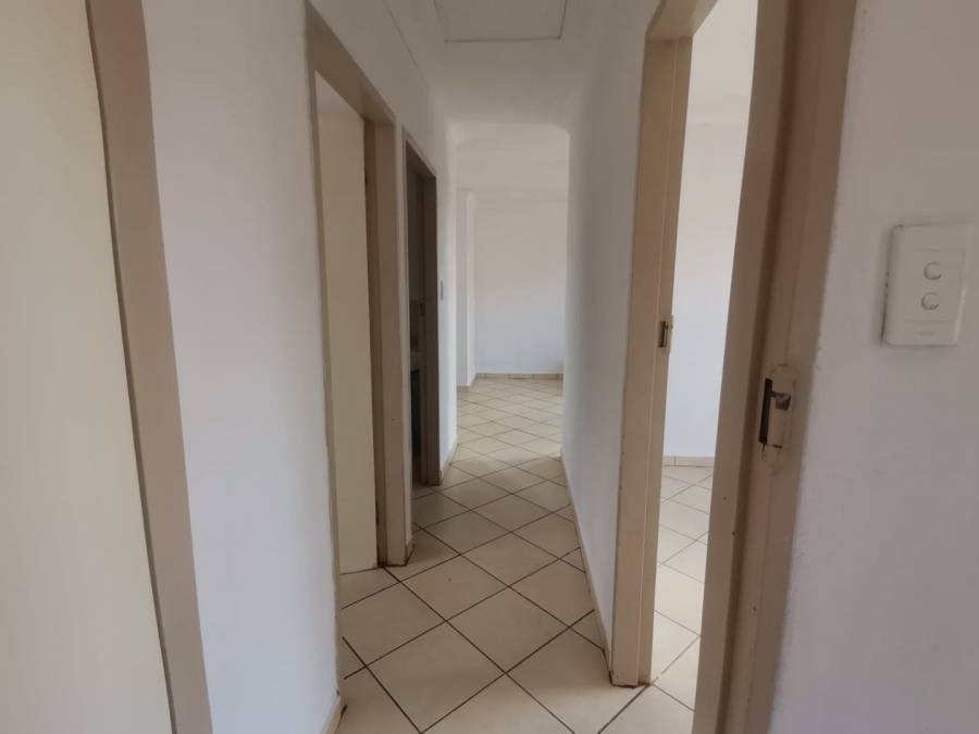 3 Bedroom Property for Sale in Rosslyn Gauteng