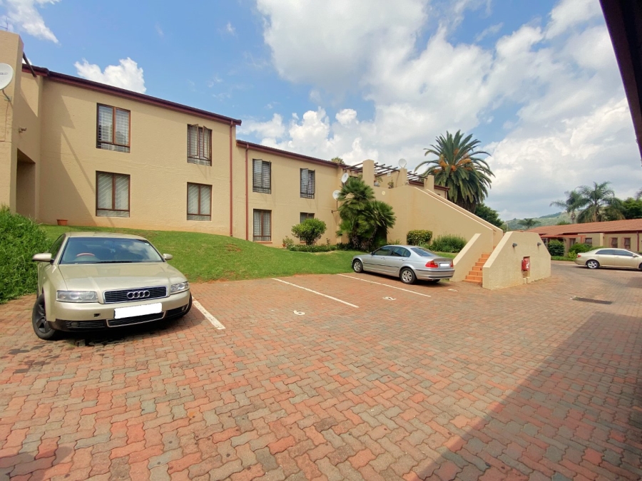 2 Bedroom Property for Sale in Roodekrans Gauteng