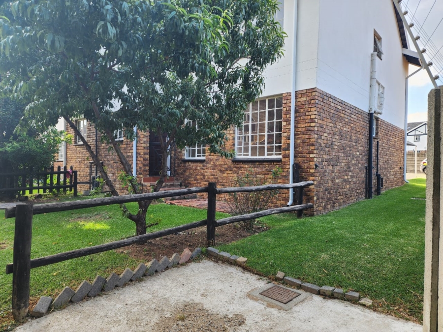 3 Bedroom Property for Sale in Beyers Park Gauteng