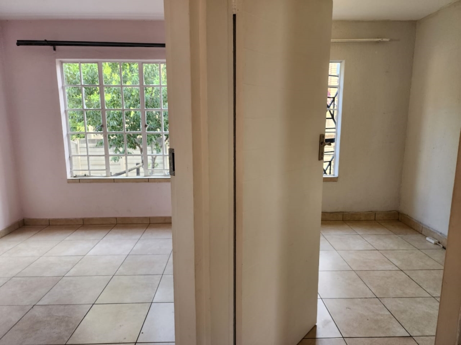 3 Bedroom Property for Sale in Beyers Park Gauteng