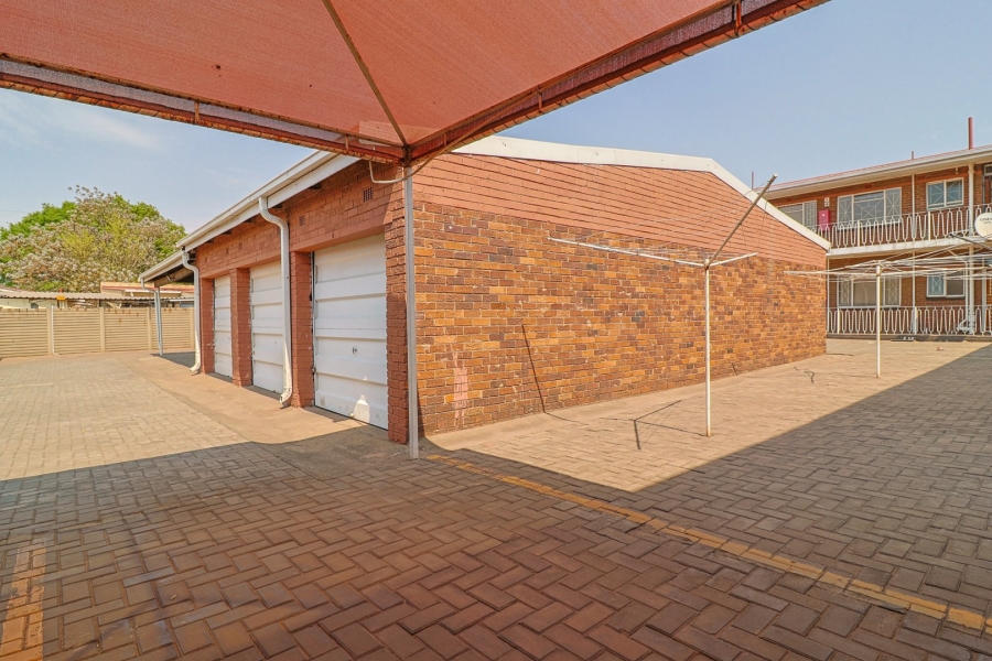 2 Bedroom Property for Sale in Vanderbijlpark CE Gauteng