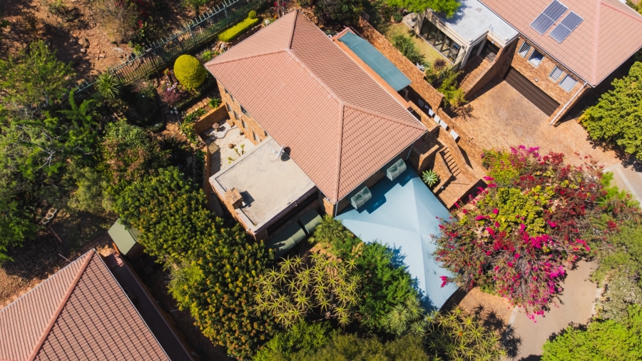 4 Bedroom Property for Sale in Faerie Glen Gauteng