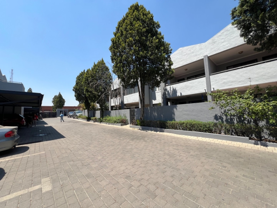 To Let 1 Bedroom Property for Rent in Strathavon Gauteng