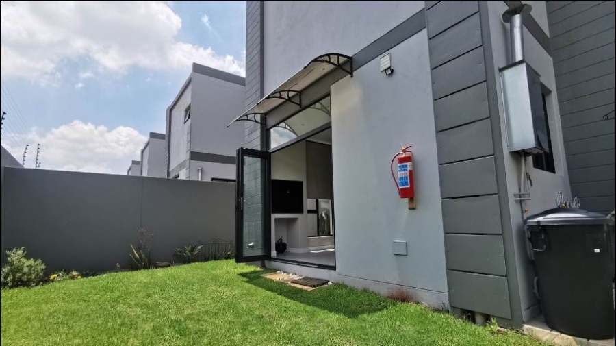 3 Bedroom Property for Sale in Rynfield Gauteng