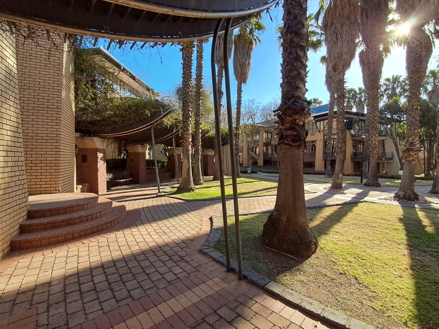 To Let commercial Property for Rent in Weltevreden Park Gauteng