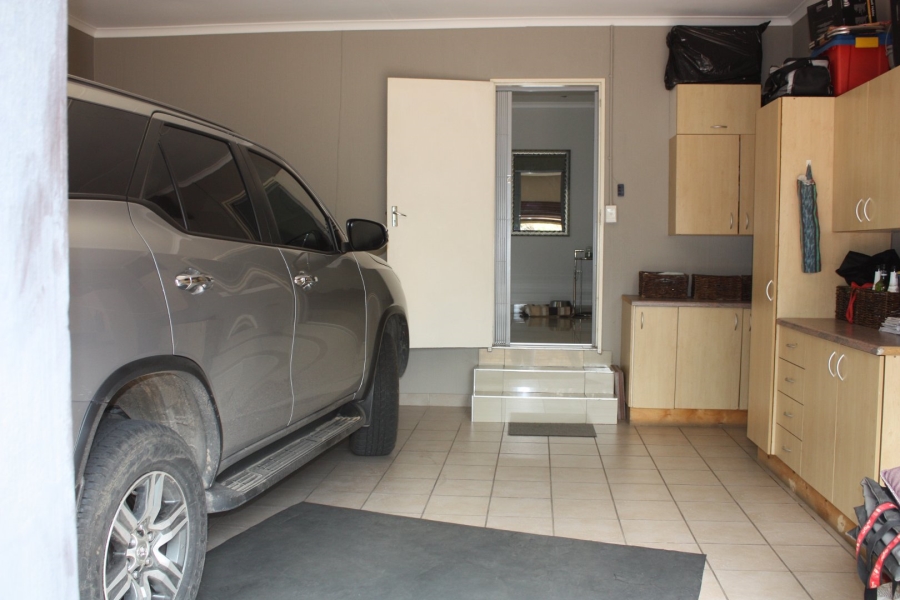 2 Bedroom Property for Sale in Olivedale Gauteng