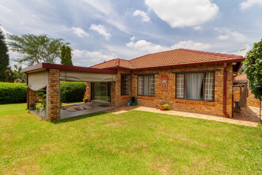 2 Bedroom Property for Sale in Olivedale Gauteng